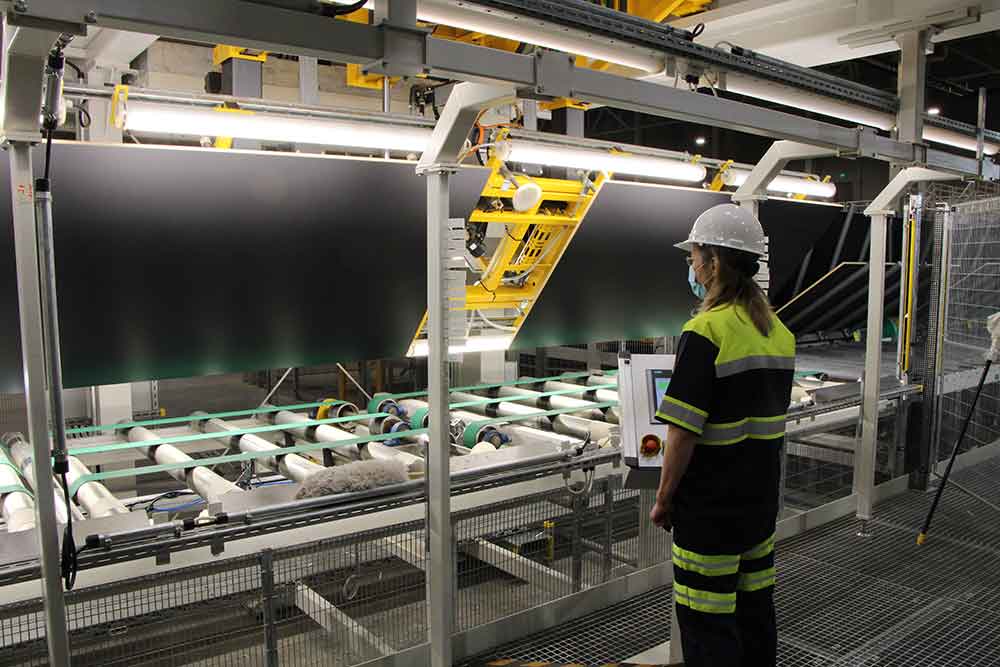 Egger Plans Third TFL Line